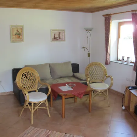 Haus Haidweg 4 *